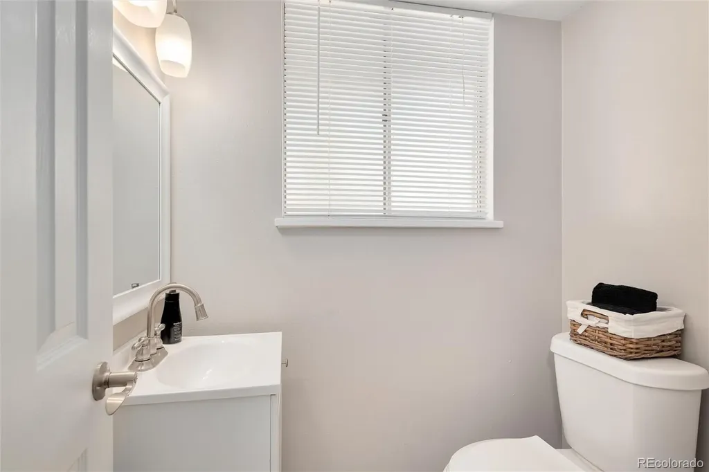 2161 S Allison Court Lakewood CO 80227