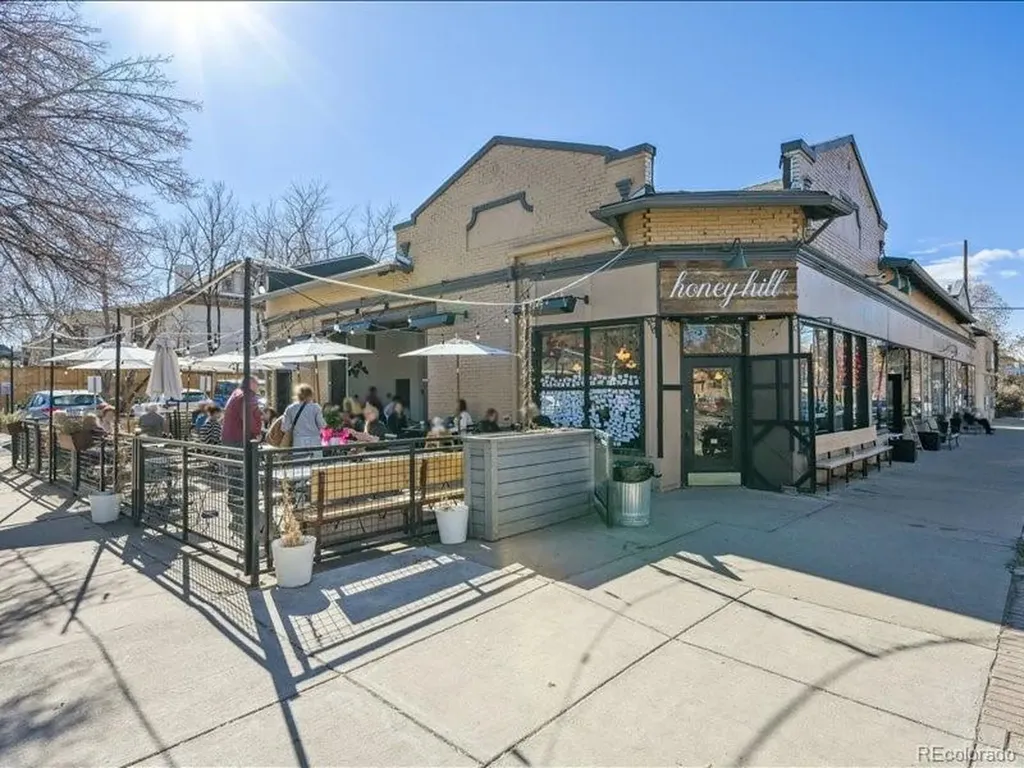 2589 N Glencoe Street Denver CO 80207