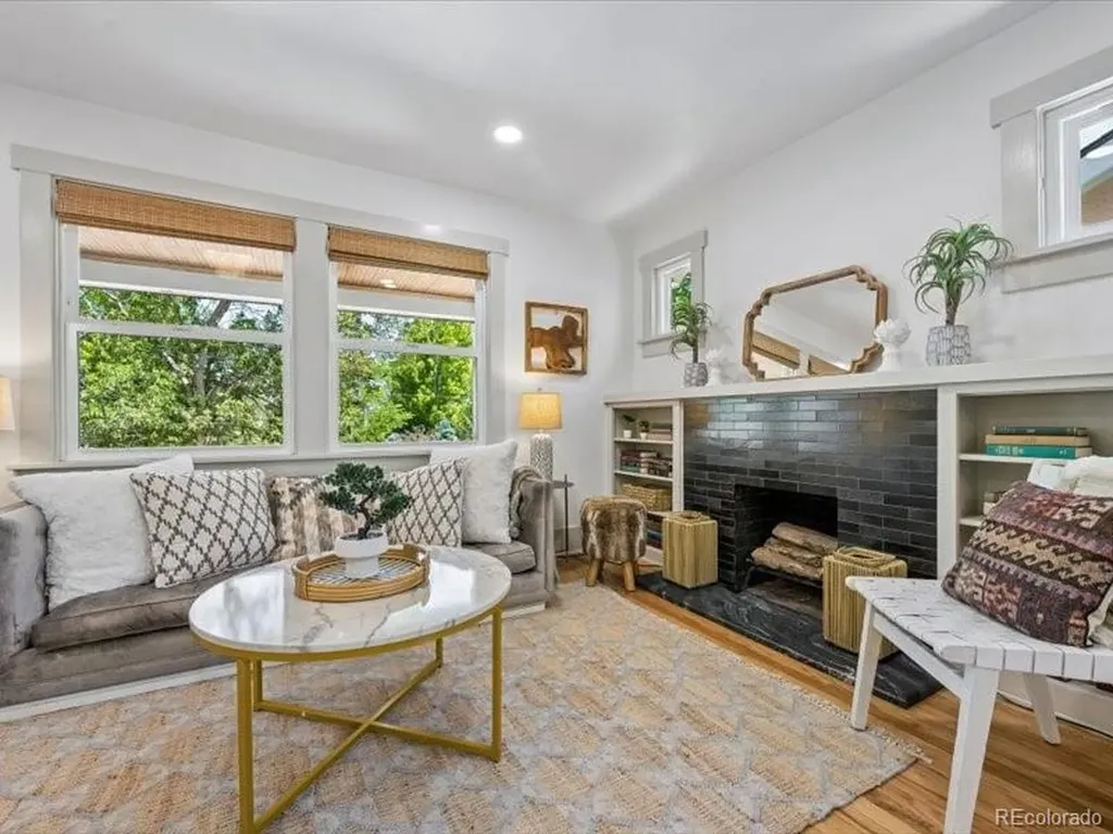 2589 N Glencoe Street Denver CO 80207