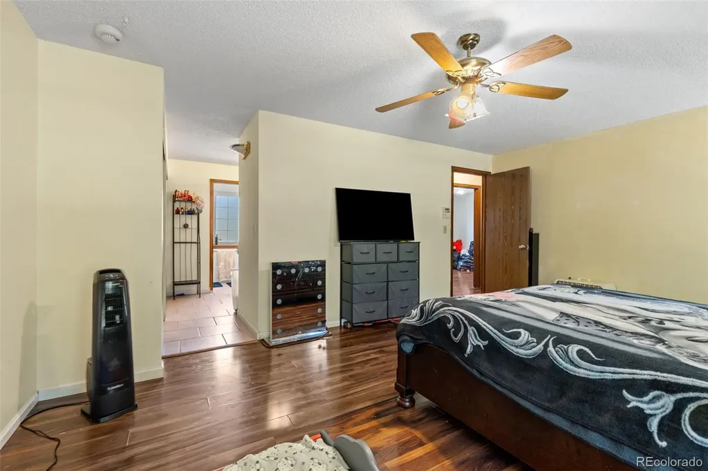 1413 S Kittredge Street Aurora CO 80017