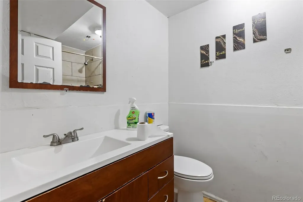 1413 S Kittredge Street Aurora CO 80017