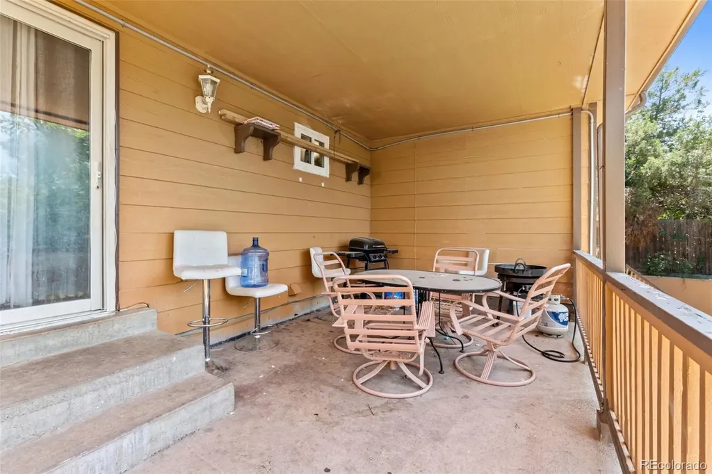 1413 S Kittredge Street Aurora CO 80017