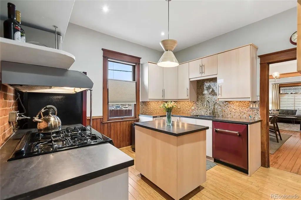 33 W Byers Place Denver CO 80223