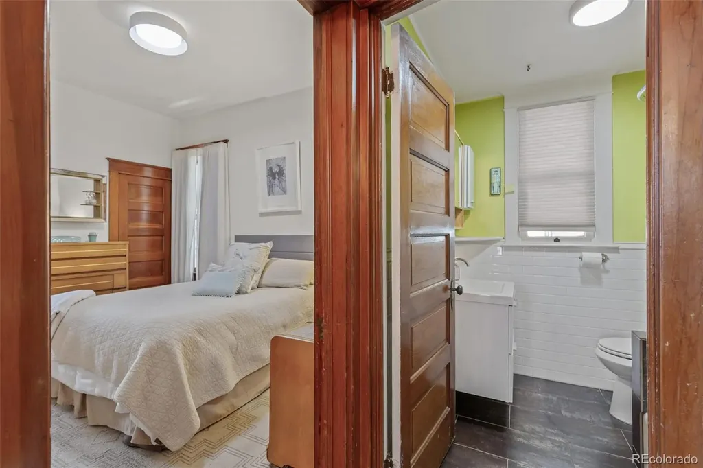 33 W Byers Place Denver CO 80223