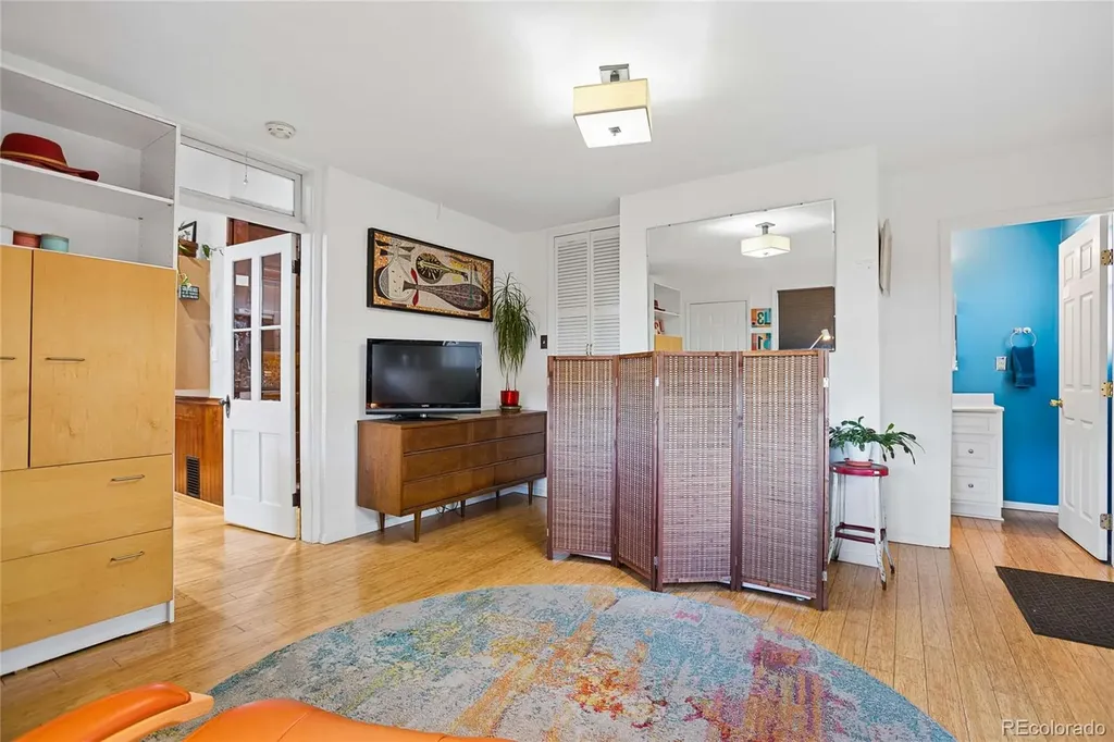 33 W Byers Place Denver CO 80223