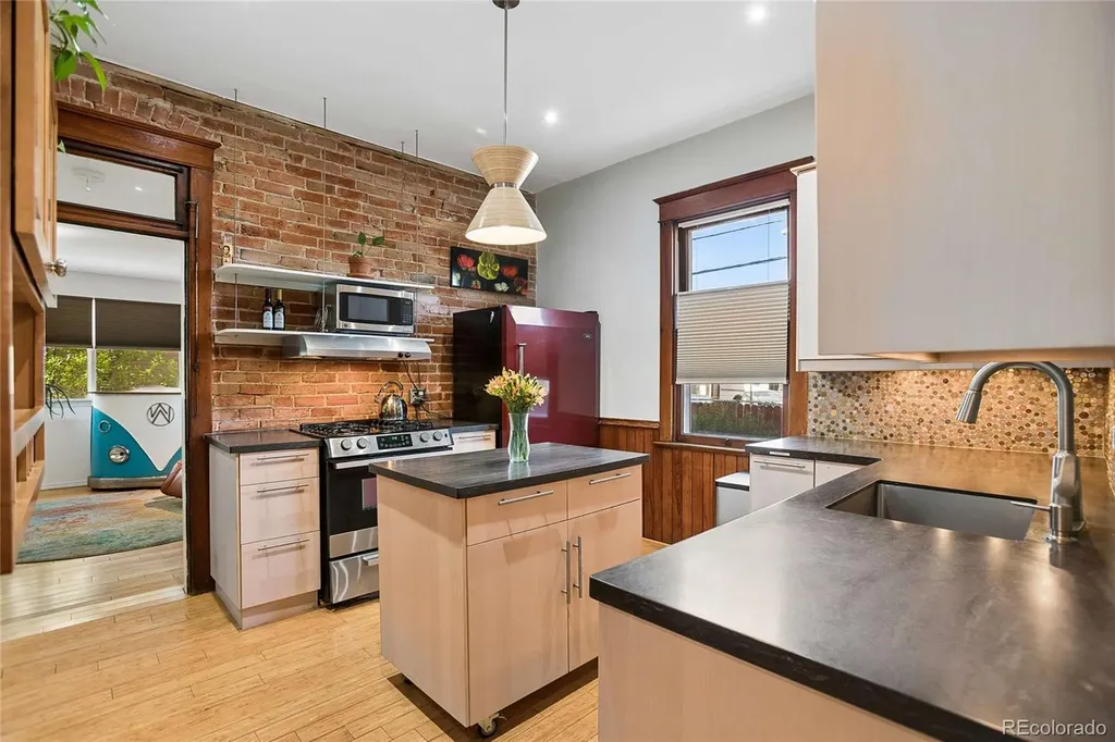33 W Byers Place Denver CO 80223