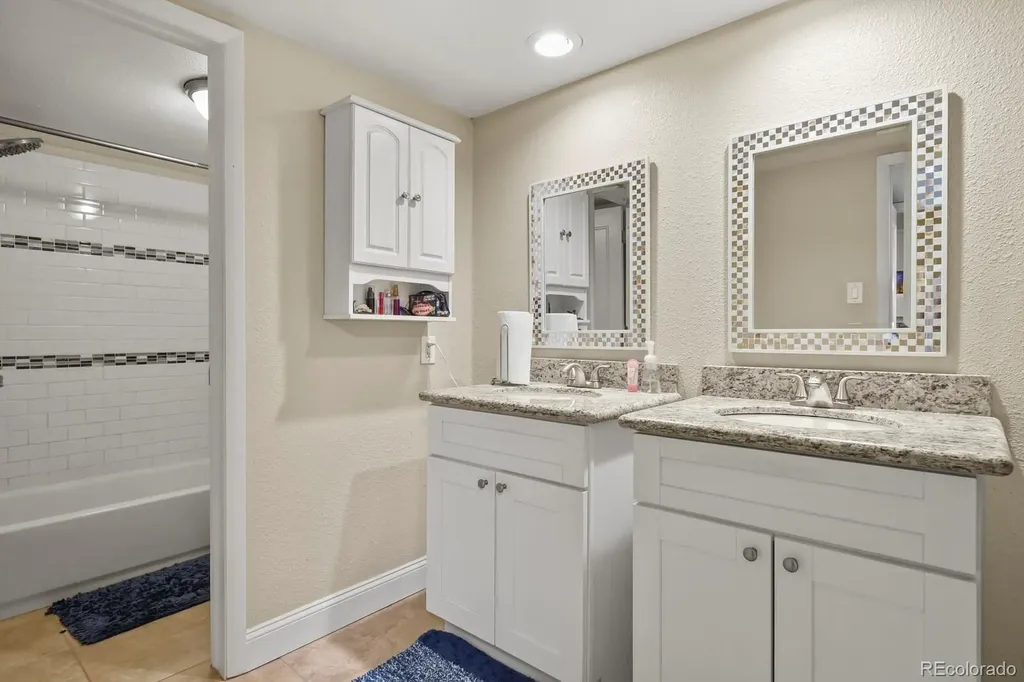 5751 E Ithaca Place Denver CO 80237