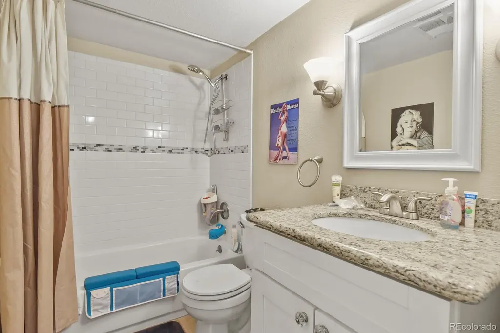 5751 E Ithaca Place Denver CO 80237