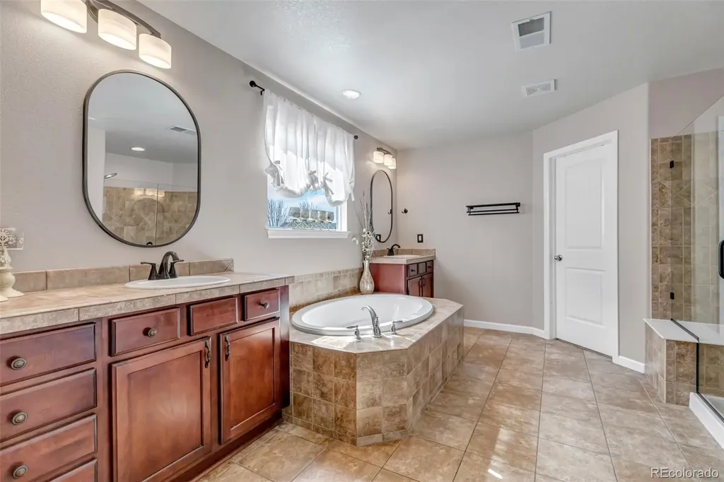 25150 E Ottawa Drive Aurora CO 80016