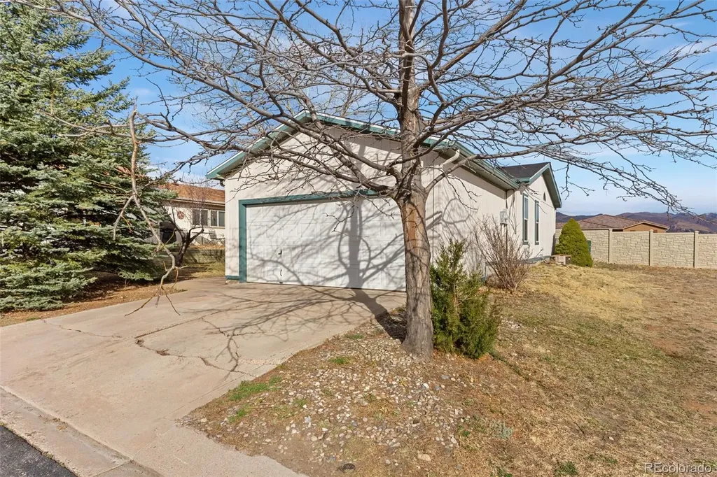 2510 Wheaton Drive Colorado Springs CO 80904