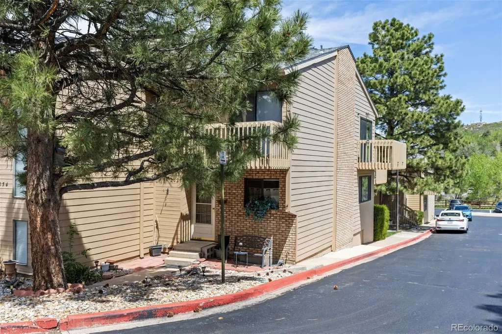 252 S Oman Road Castle Rock CO 80104