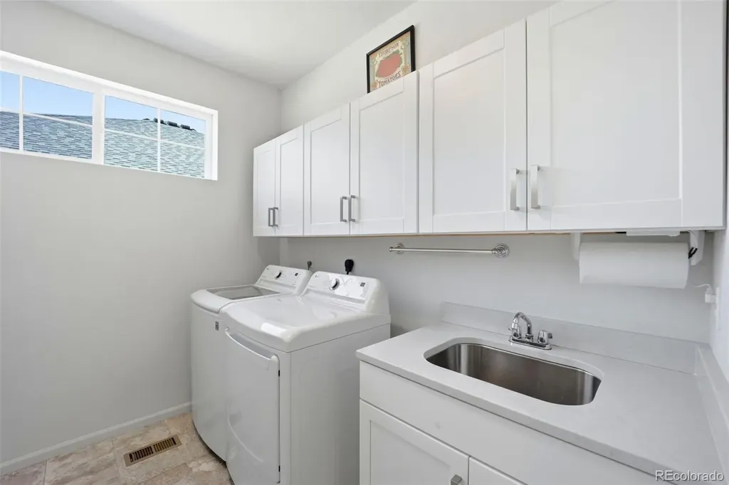 5102 N Quatar Street Aurora CO 80019