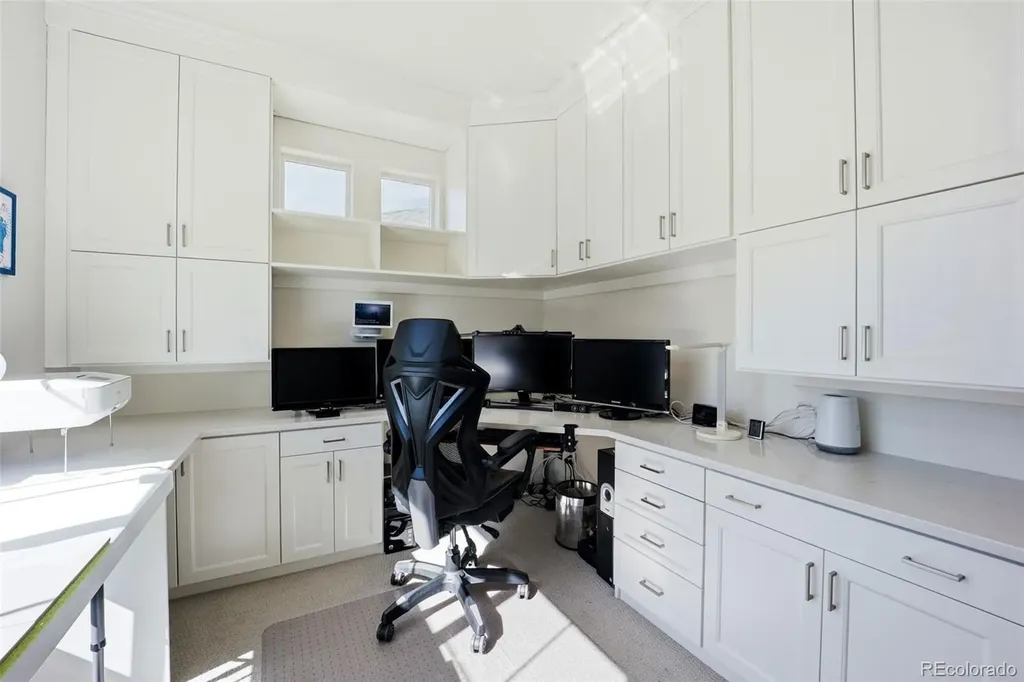 5102 N Quatar Street Aurora CO 80019