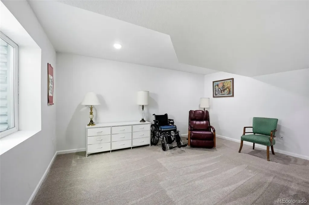 5102 N Quatar Street Aurora CO 80019