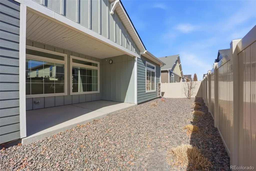 5102 N Quatar Street Aurora CO 80019