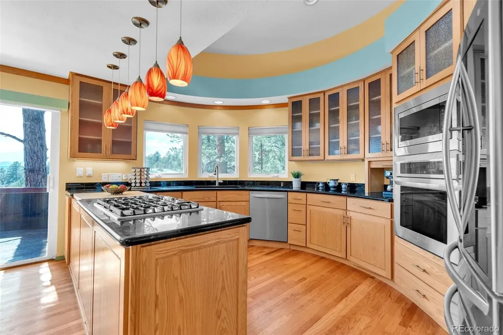 2255 Stonecrop Way Golden CO 80401