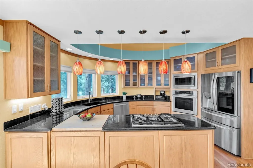 2255 Stonecrop Way Golden CO 80401