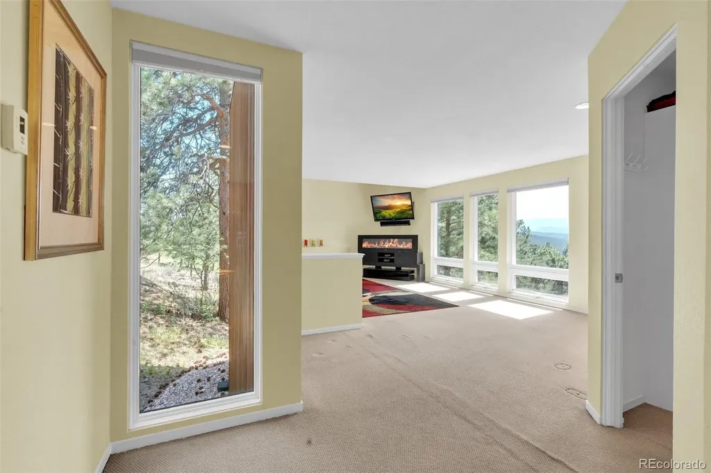 2255 Stonecrop Way Golden CO 80401