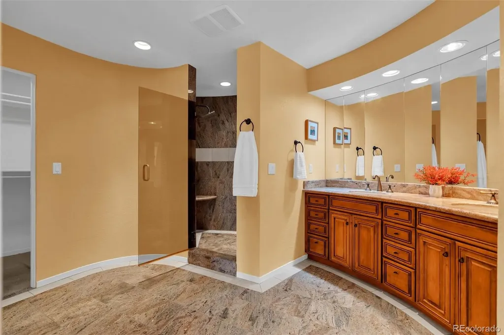 2255 Stonecrop Way Golden CO 80401