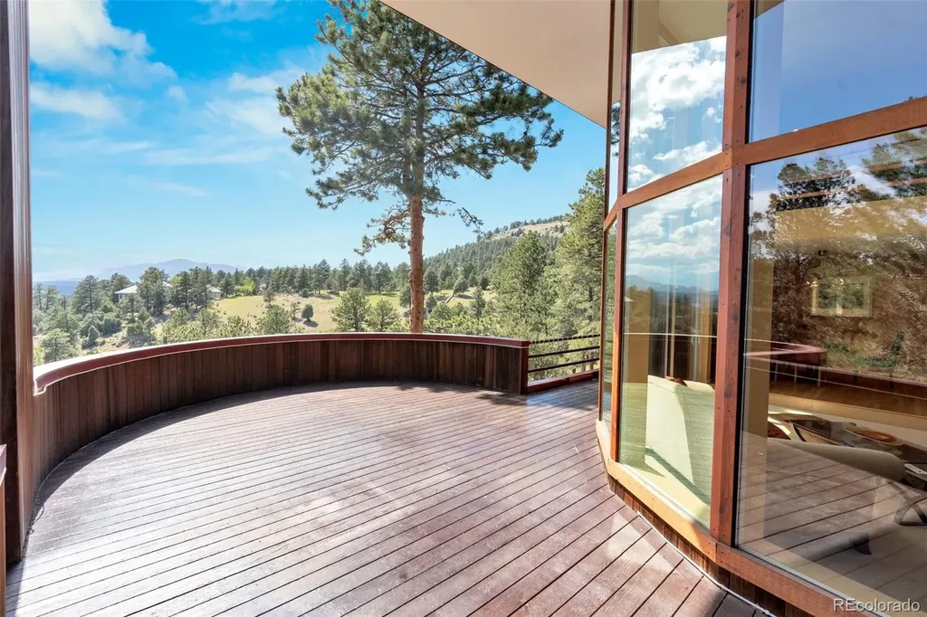 2255 Stonecrop Way Golden CO 80401