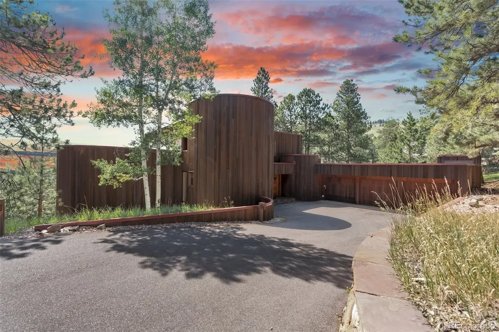 2255 Stonecrop Way Golden CO 80401
