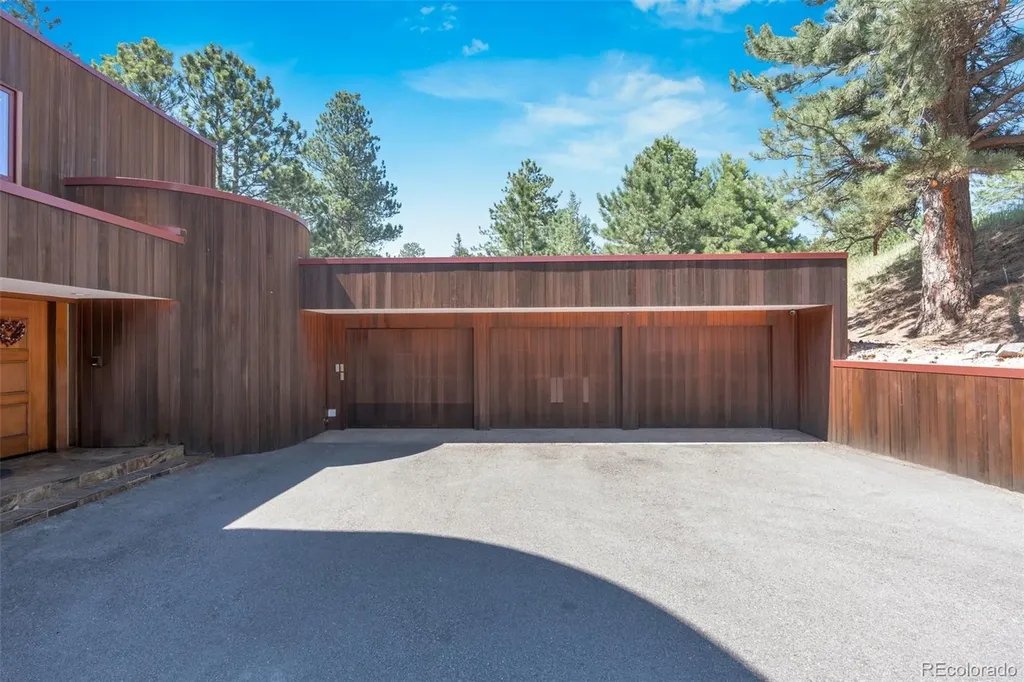 2255 Stonecrop Way Golden CO 80401