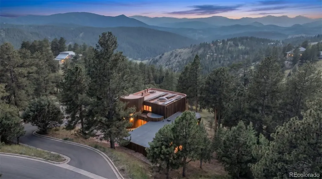 2255 Stonecrop Way Golden CO 80401
