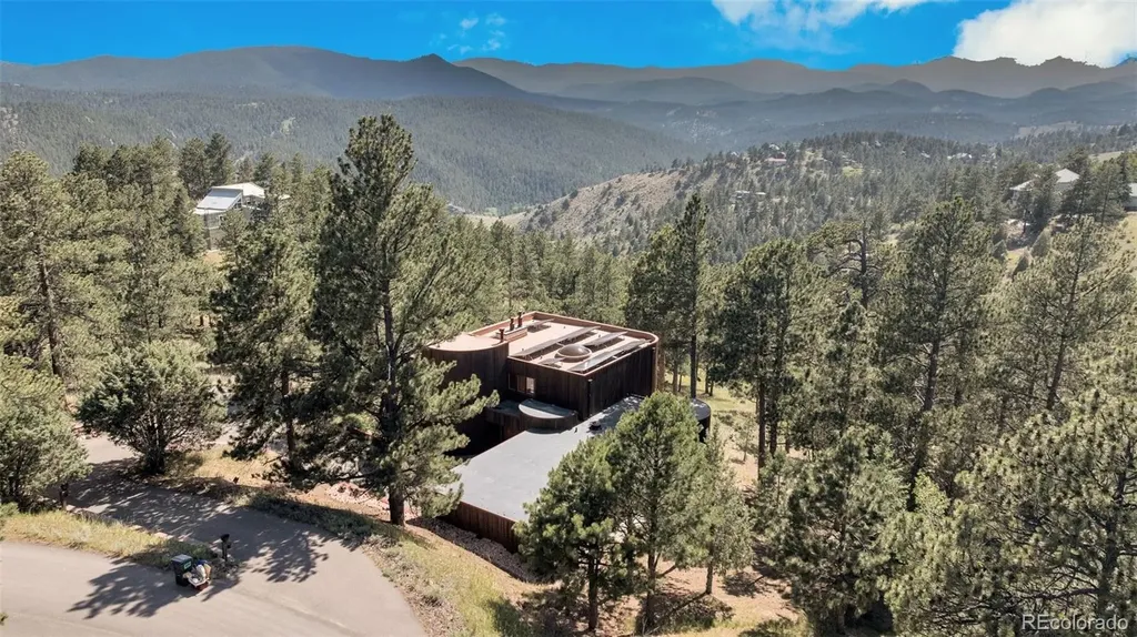2255 Stonecrop Way Golden CO 80401