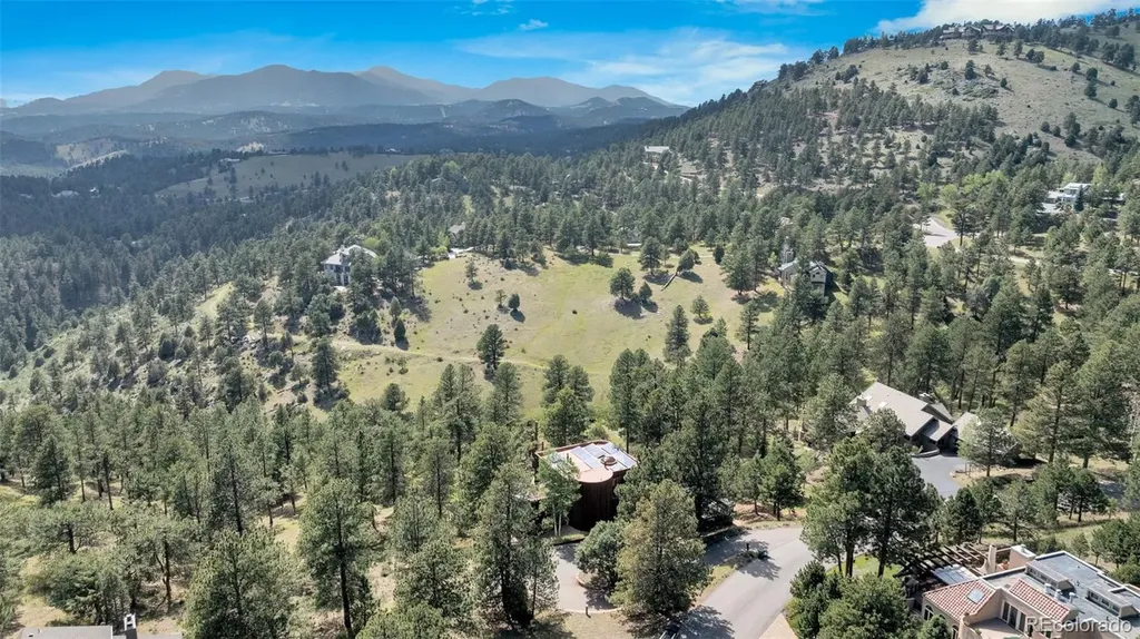2255 Stonecrop Way Golden CO 80401