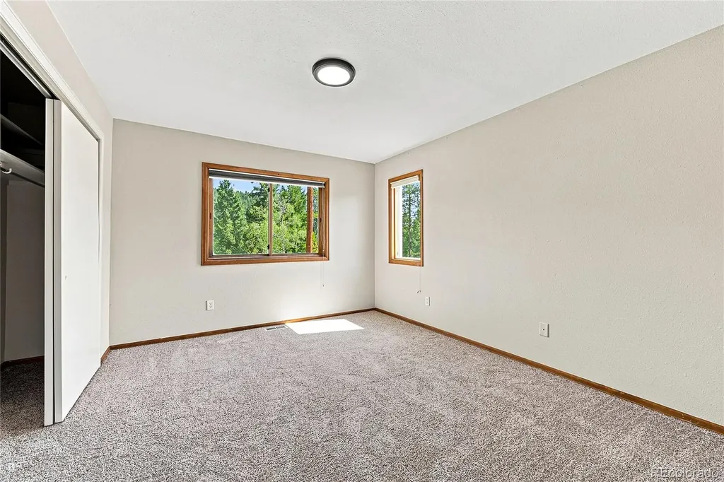 34481 Piny Point Evergreen CO 80439