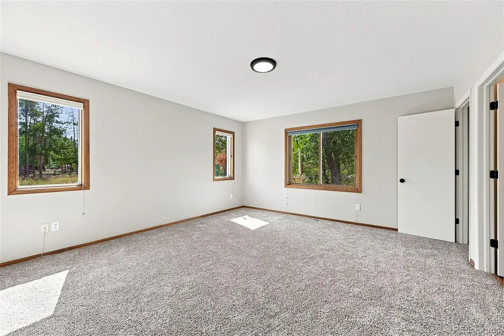 34481 Piny Point Evergreen CO 80439