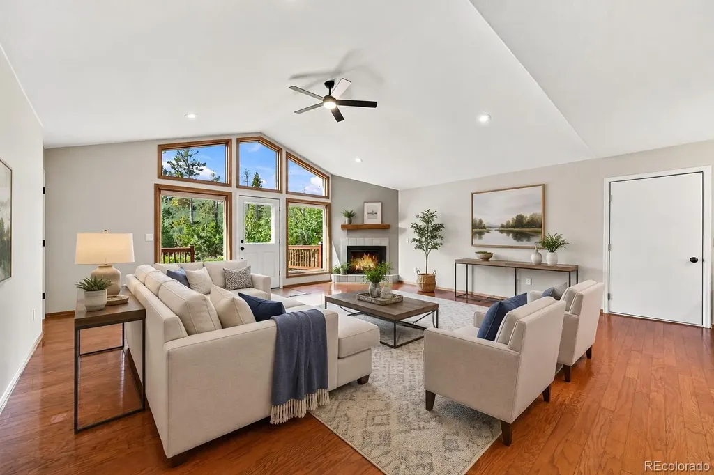 34481 Piny Point Evergreen CO 80439