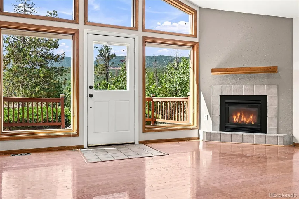 34481 Piny Point Evergreen CO 80439