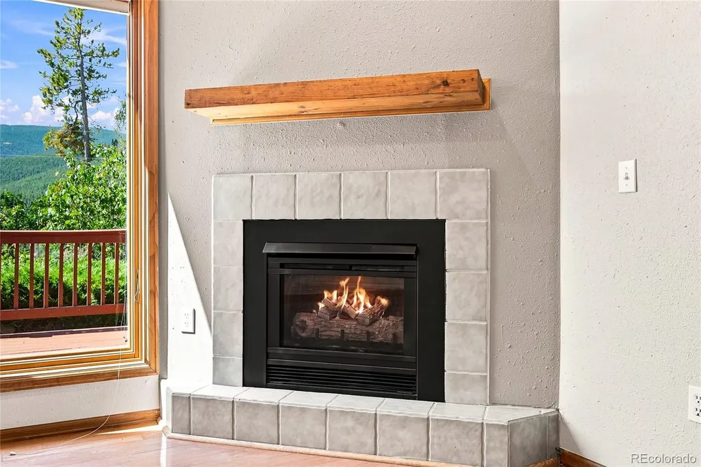 34481 Piny Point Evergreen CO 80439