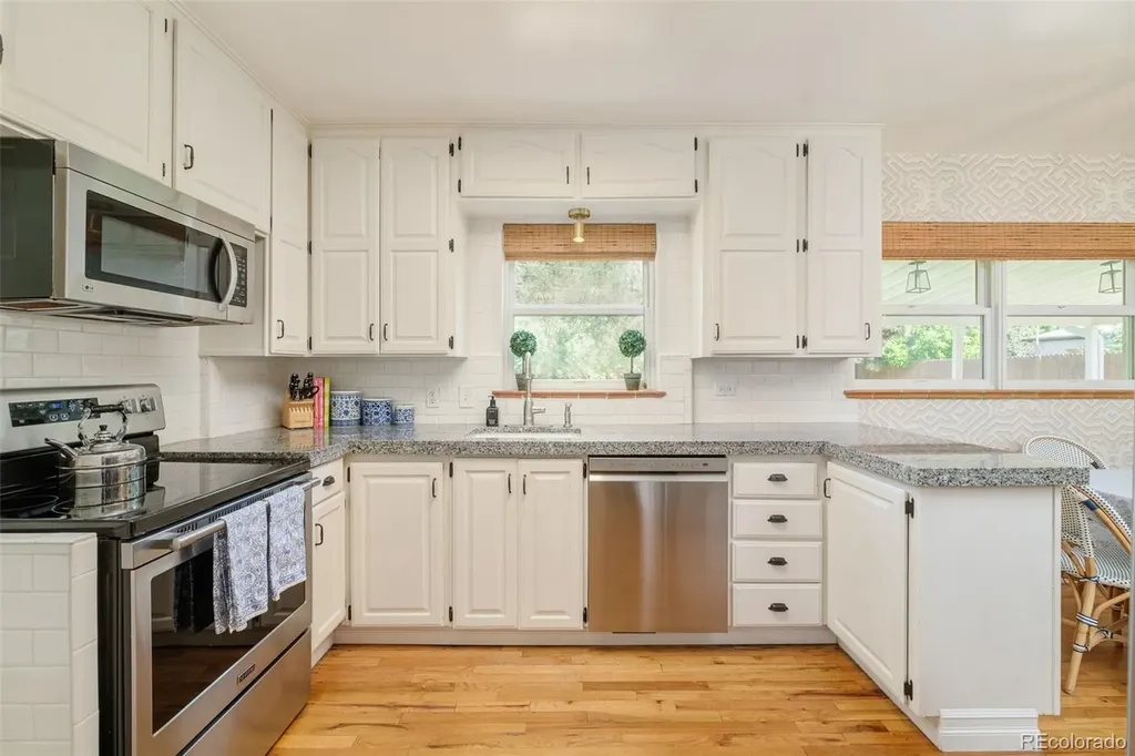 716 Krameria Street Denver CO 80220