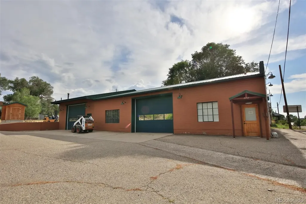 15757 57 1/2 Road Collbran CO 81624