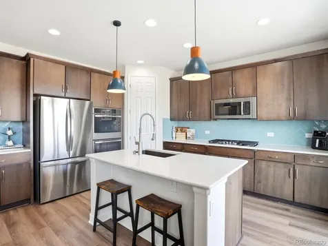 7410 S Old Hammer Way Aurora CO 80016