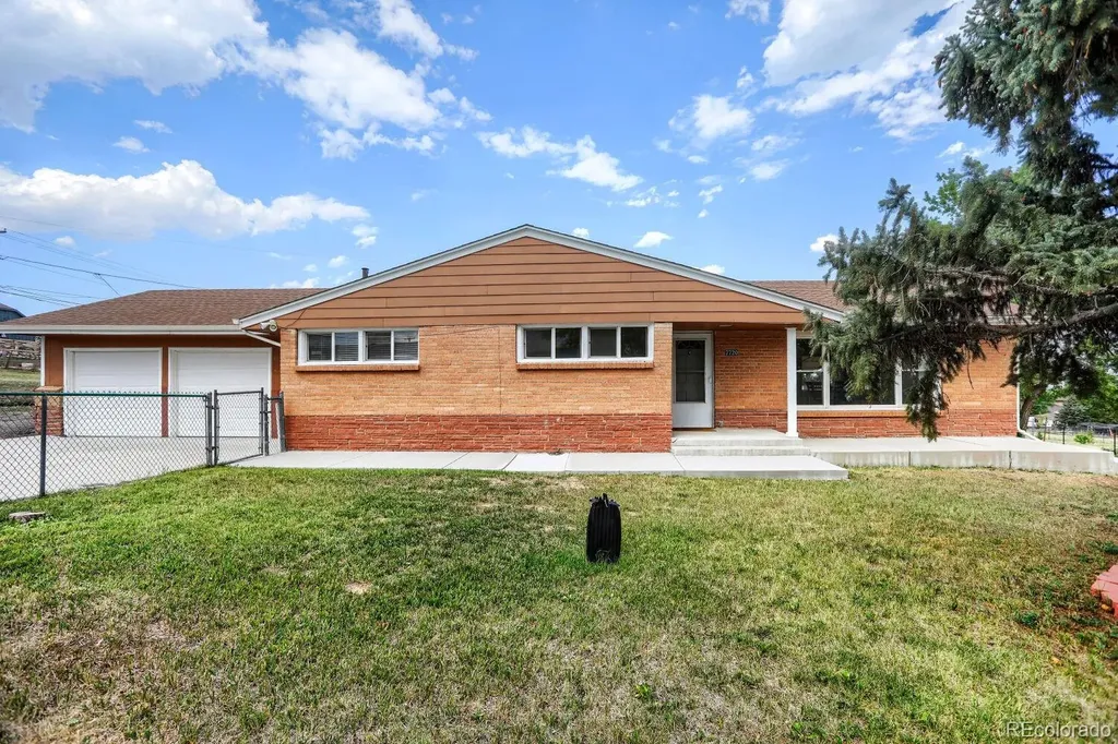 7720 S Everett Street Littleton CO 80128
