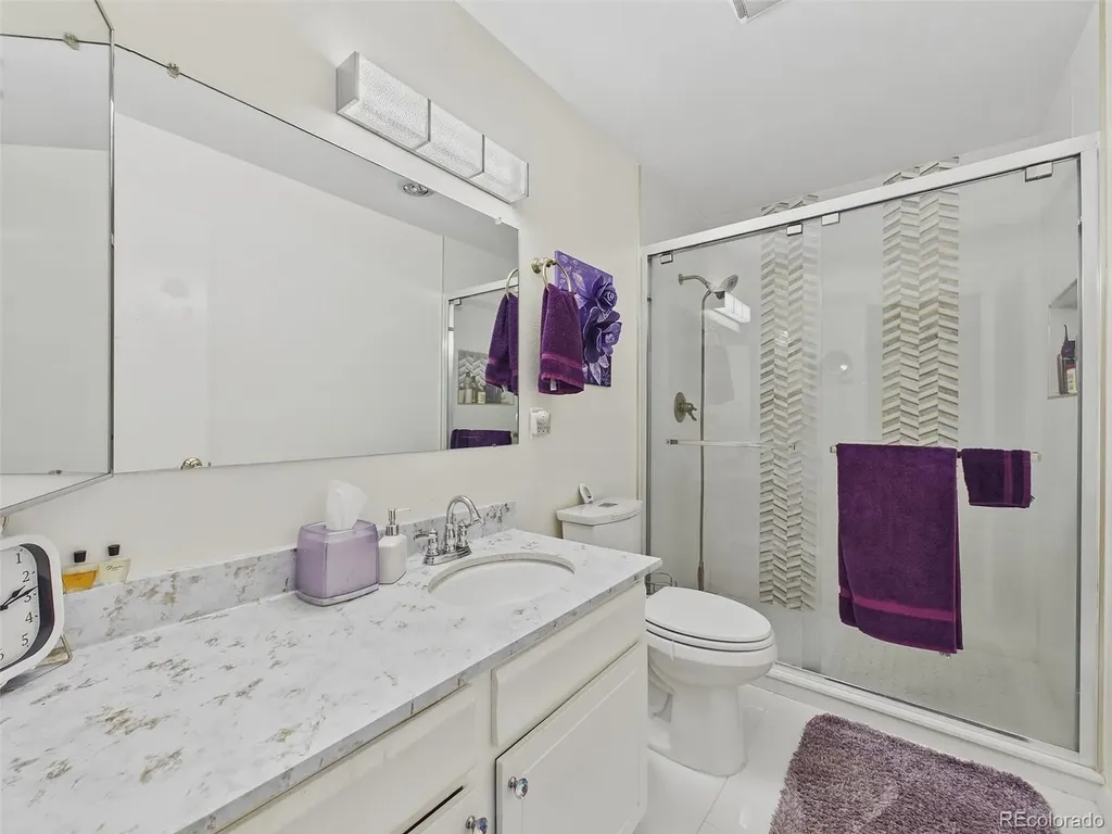1661 S Oswego Street Aurora CO 80012