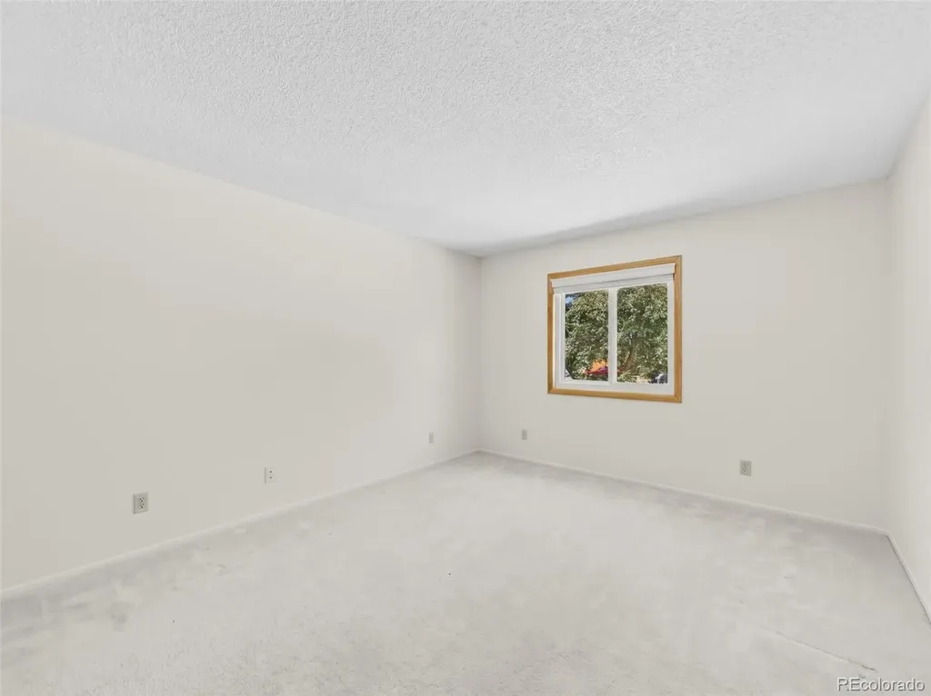 1661 S Oswego Street Aurora CO 80012