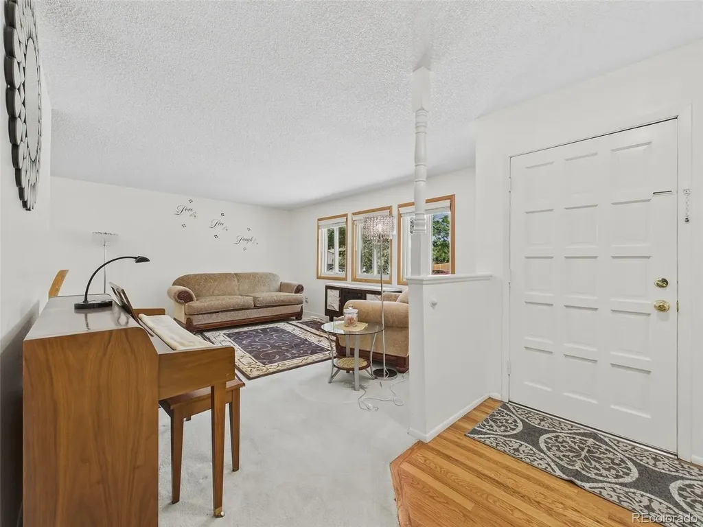 1661 S Oswego Street Aurora CO 80012