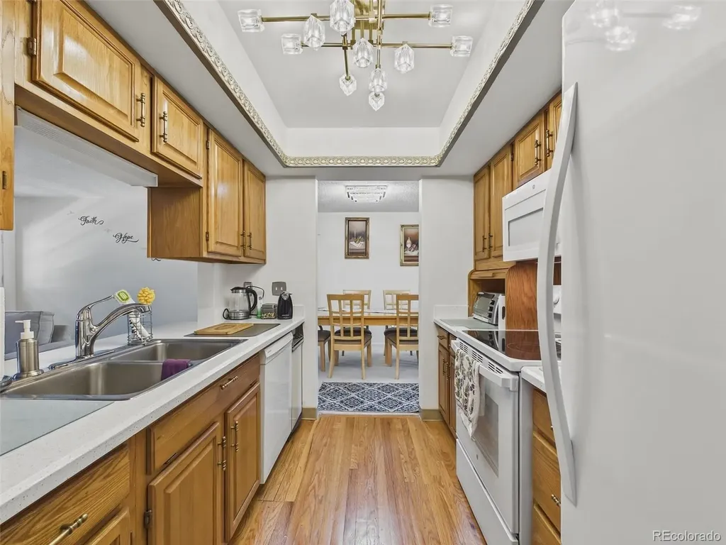 1661 S Oswego Street Aurora CO 80012
