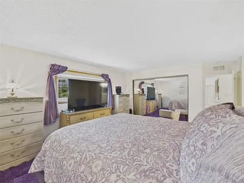 1661 S Oswego Street Aurora CO 80012