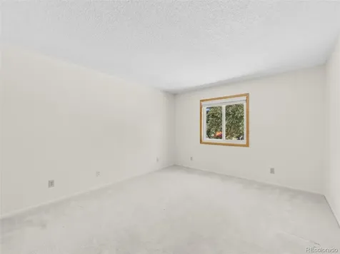 1661 S Oswego Street Aurora CO 80012