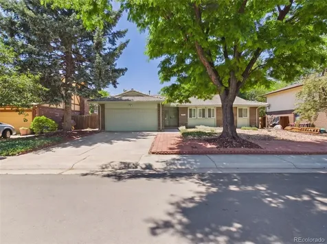 1661 S Oswego Street Aurora CO 80012
