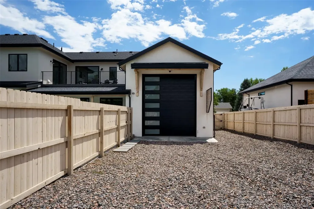 3363 S Newcombe Street Lakewood CO 80227