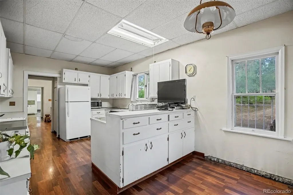 3945 S Fox Street Englewood CO 80110