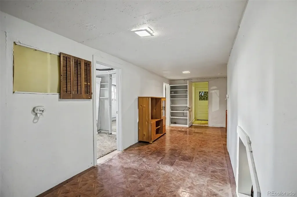 3945 S Fox Street Englewood CO 80110