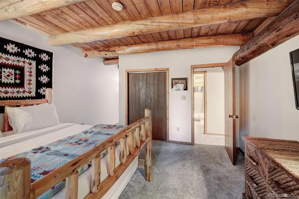 232 N Side Circle Silverthorne CO 80498