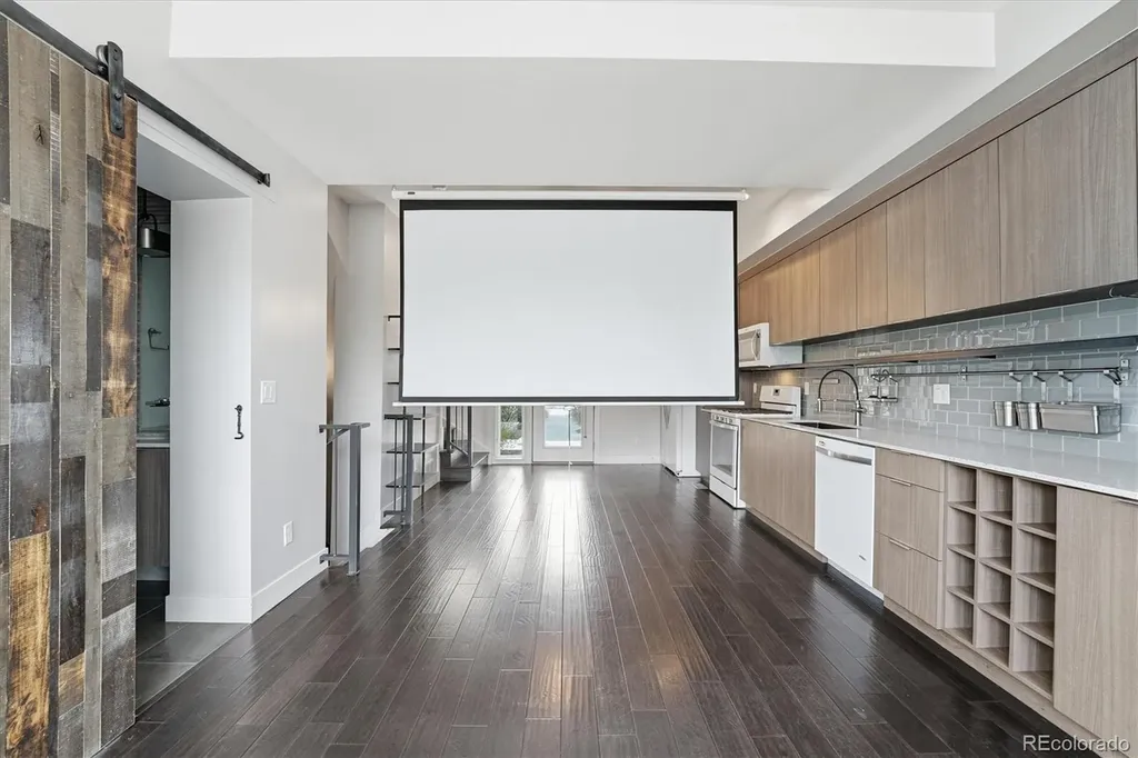 3181 Lawrence Street Denver CO 80205